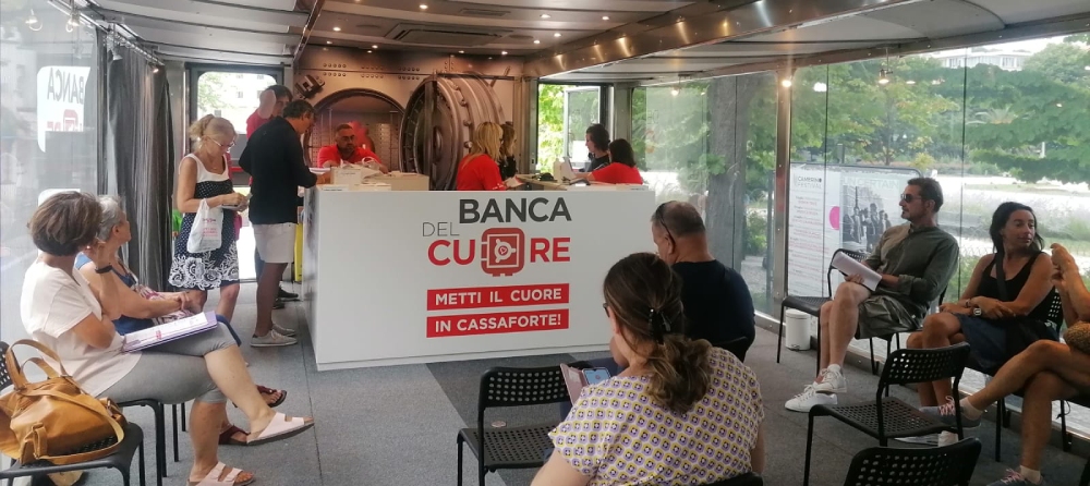 TRUCK GRATUITO BANCA DEL CUORE: CHECK-UP ACCESSIBILE IN PIAZZA CAVOUR DA OGGI AL 2 AGOSTO