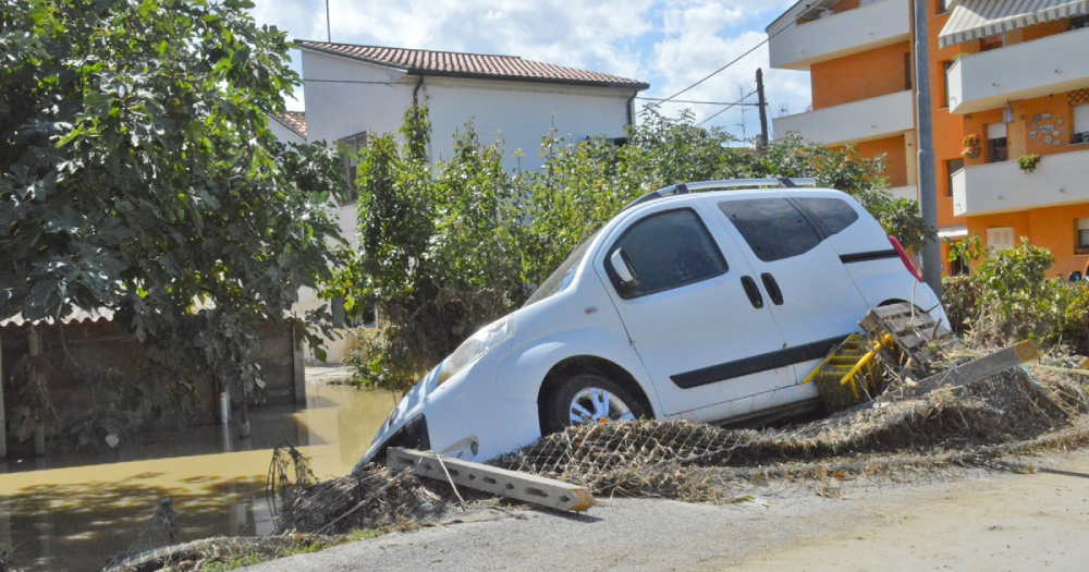 ALLUVIONE 2022: LA REGIONE EROGA 2 MILIONI IN CONTRIBUTI PER DANNI AUTO E FURGONI