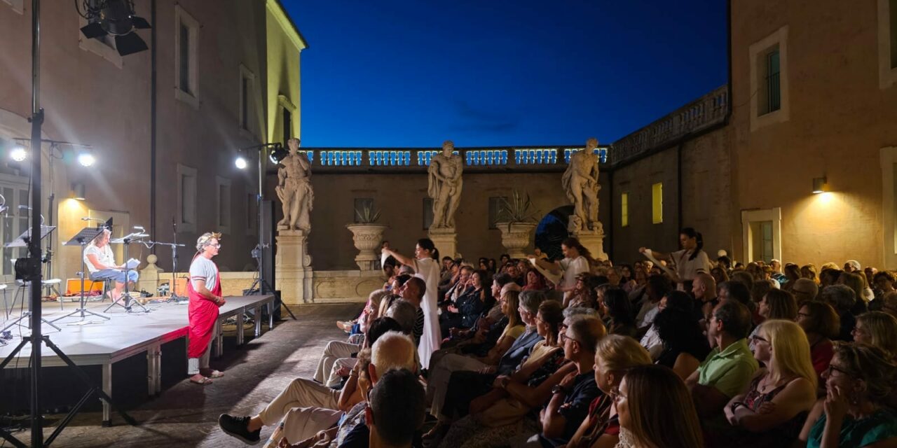 PALAZZO BUONACCORSI CON MILLE PRESENZE