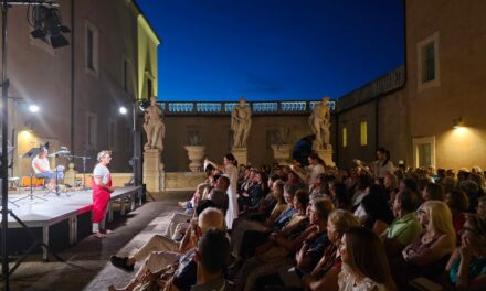 PALAZZO BUONACCORSI CON MILLE PRESENZE