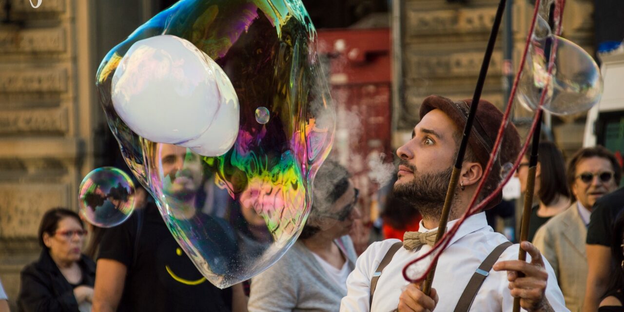 Al Friku Festival arrivano bolle di sapone con poesia