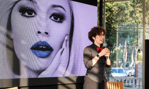 RINVIATO IL PHILOSHOW SU RAFFAELLA CARRA’