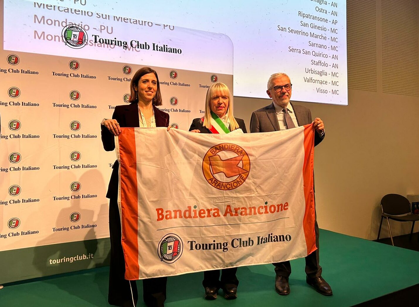 Bandiera Arancione san severino