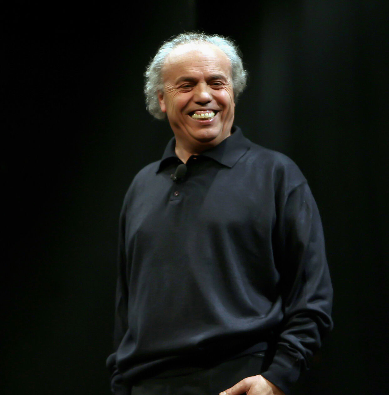 “mistero buffo” interpretato da mario pirovano a pesaro