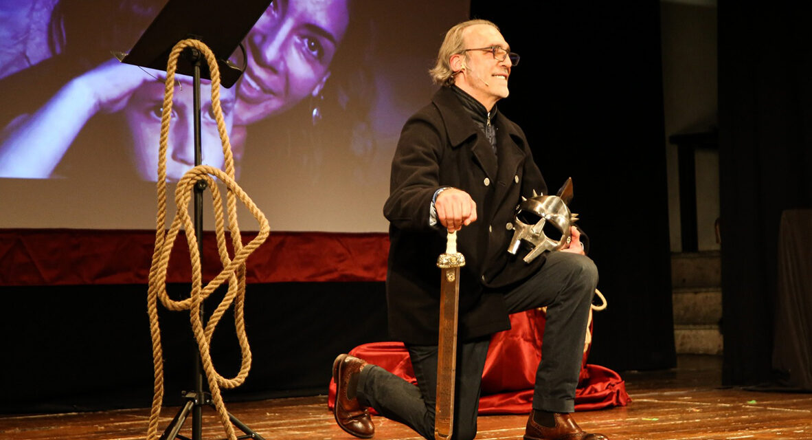 LUCA WARD IN “IL TALENTO DI ESSERE TUTTI E NESSUNO” A SAN LORENZO IN CAMPO