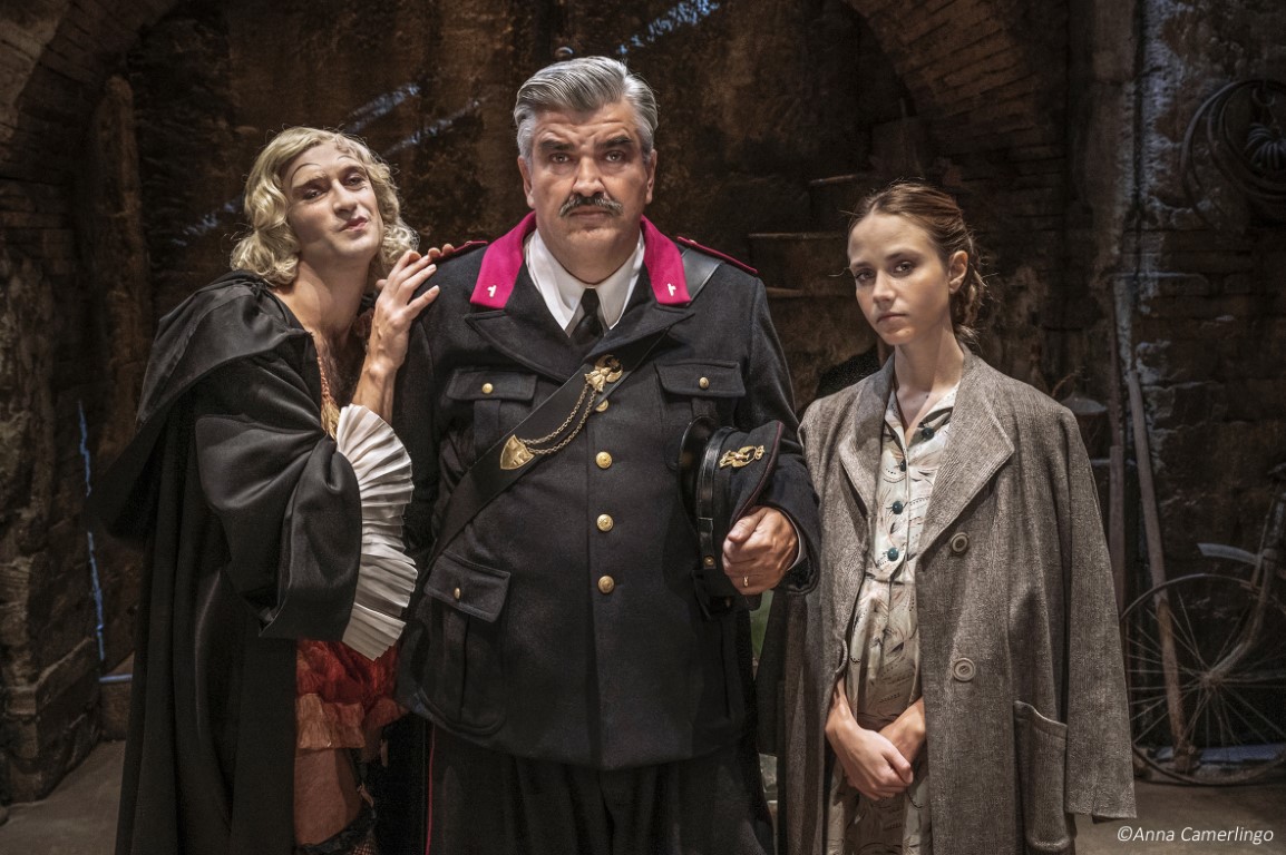 “mettici la mano” di maurizio de giovanni a sant’elpidio a mare