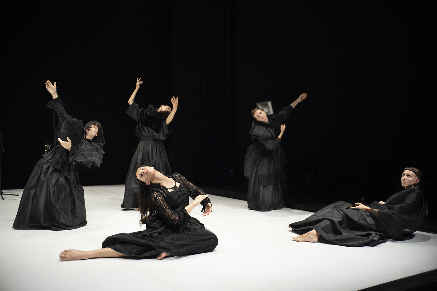 TeatrOltre 2025: Un Festival Multidisciplinare di Arte e Cultura