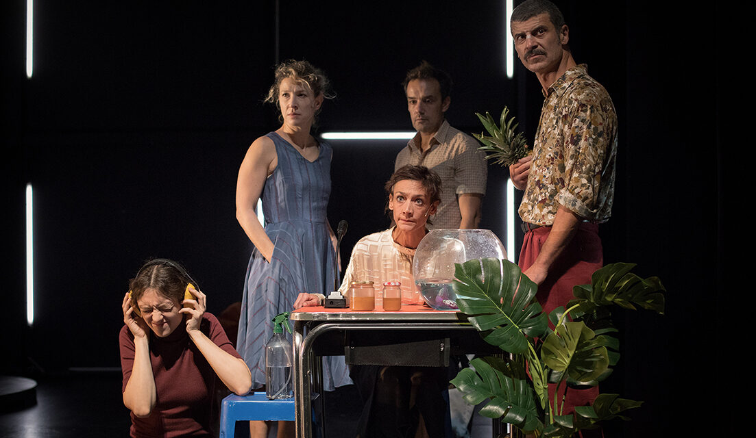“IL MINISTERO DELLA SOLITUDINE” AL TEATRO PERGOLESI DI JESI