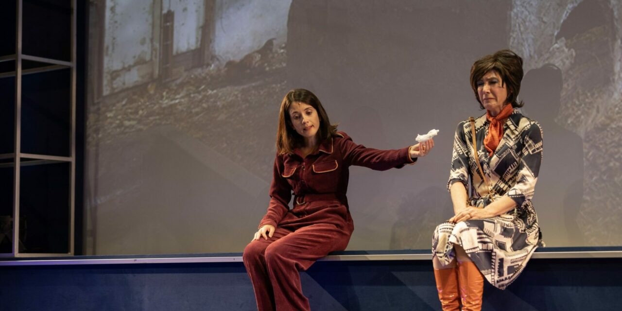 “STRAPPO ALLA REGOLA” DI EDOARDO ERBA AL TEATRO PERGOLESI E AL CICCONI