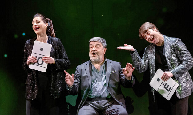 “CHI È IO?” AL TEATRO VERDI DI POLLENZA