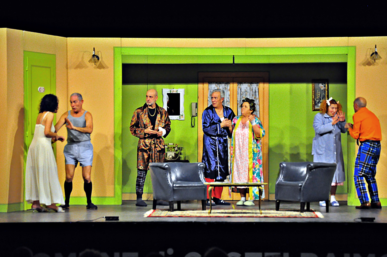 “oddio, la cazzarola” al lanciano forum di castelraimondo