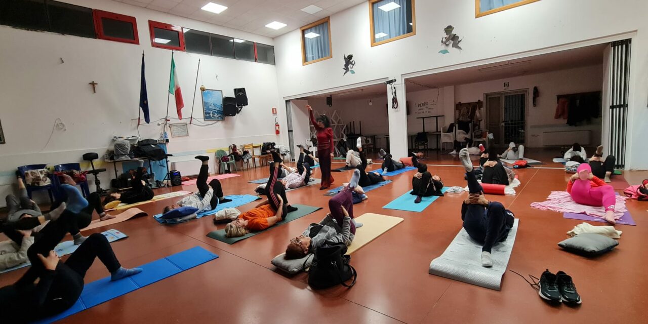 CORSI DI YOGA OLISTICO NELLE MARCHE