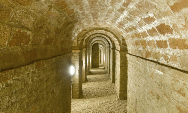 “MACERATA SOTTERRANEA”: VISITA ALLE NUOVE GROTTE DEL PALAZZO BUONACCORSI