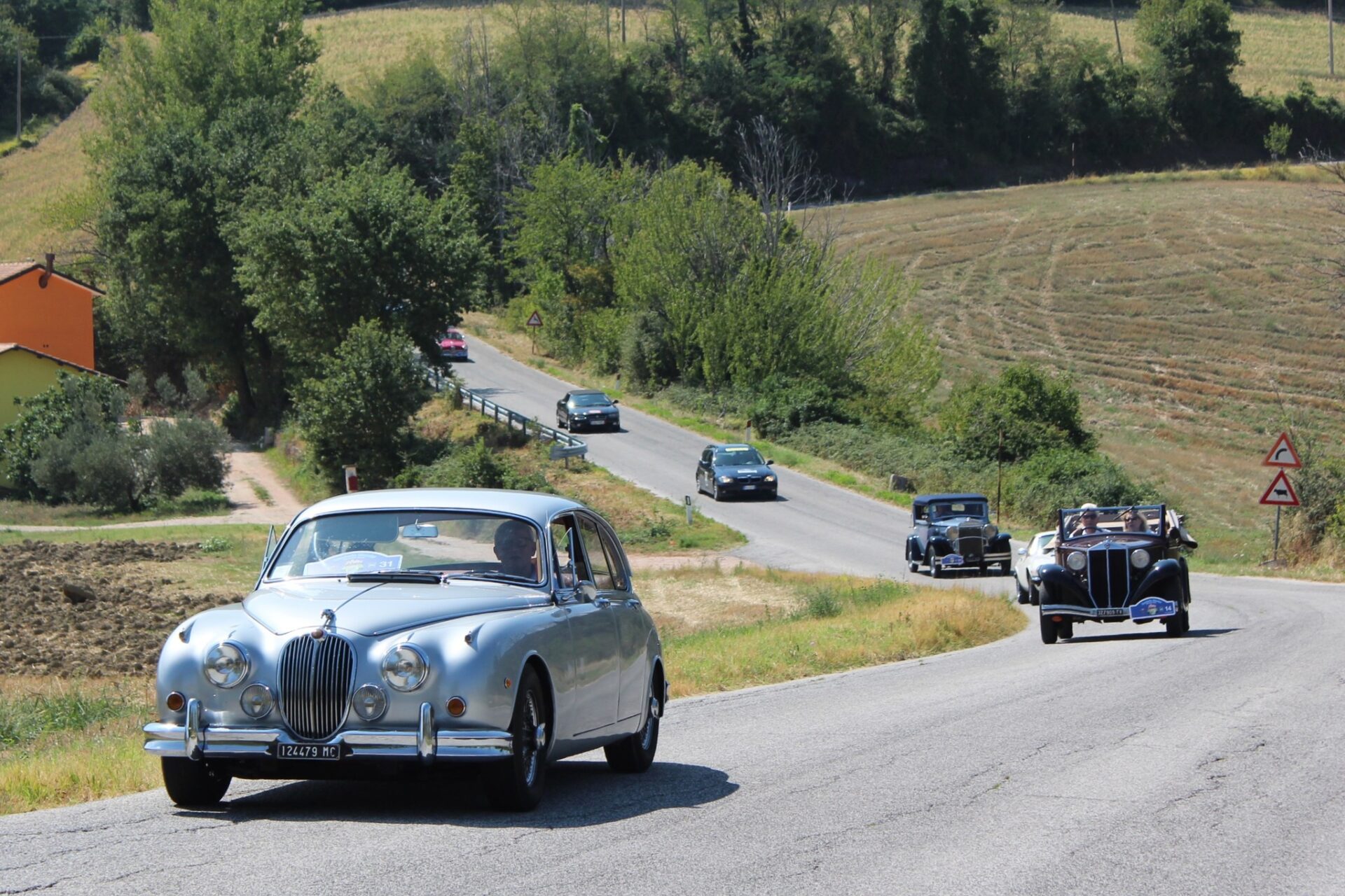 Sibillini e Dintorni Arriva a Treia: Un Sabato di Motori, Stile e Passione

