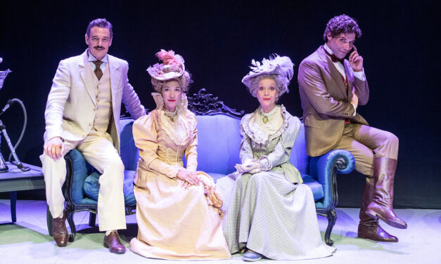 FABRIANO: A TEATRO CON “L’IMPORTANZA DI CHIAMARSI ERNESTO”