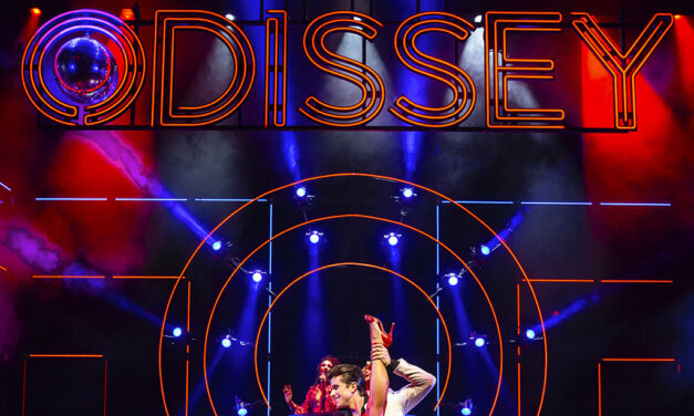 SBARCA NELLE MARCHE LO SPETTACOLO ” LA FEBBRE DEL SABATO SERA”