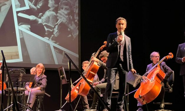 FERMO: A TEATRO CON MUNEDAIKO – LA VIBRAZIONE È L’ORIGINE DELLA VITA / THE ART OF TAIKO
