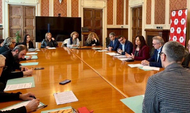  ANCONA: FIRMATO IL PROTOCOLLO TRA COMUNE E ASSOCIAZIONI CONSUMATORI PER MIGLIORARE I SERVIZI PUBBLICI