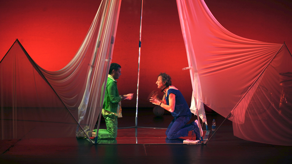 REZZA E MASTRELLA AL TEATRO DELLE MUSE DI ANCONA CON METADIETRO