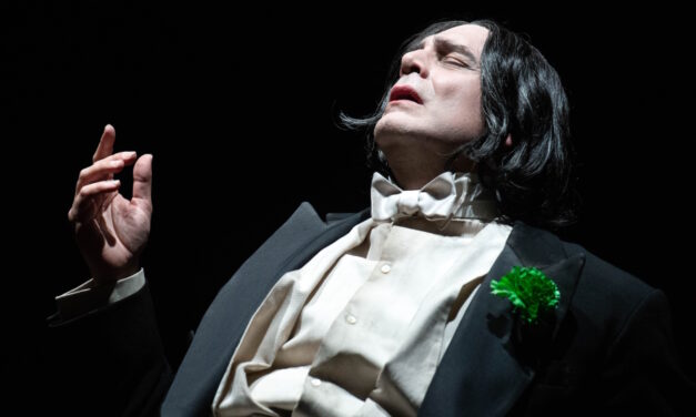 DANIELE PECCI PORTA OSCAR WILDE A MONTEGRANARO CON “DIVAGAZIONI EDELIZIE”