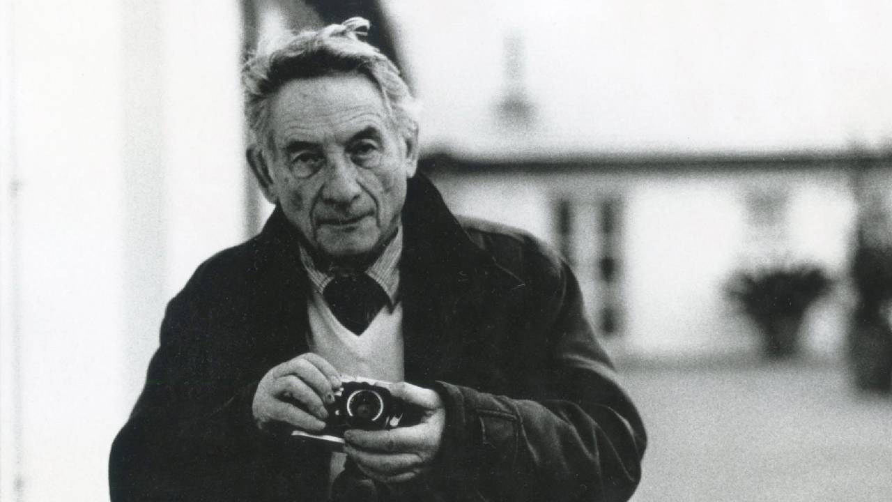 MARIO DONDERO