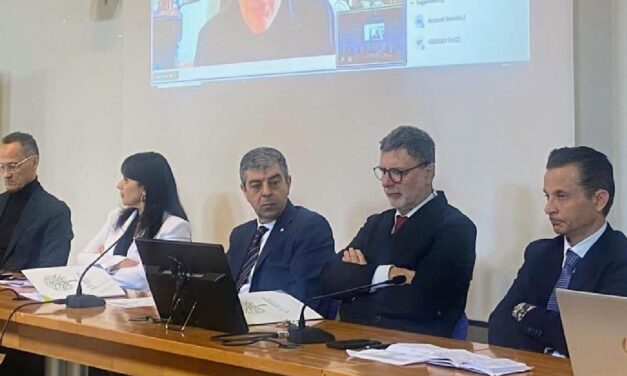 ANCONA: CONVEGNO SU RIFIUTI, REGOLE E OPPORTUNITÀ ECONOMICHE