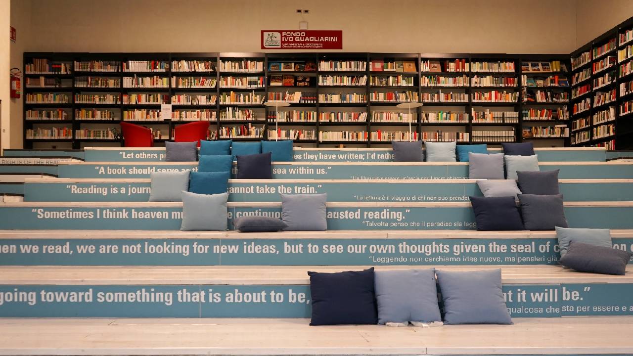 biblioteca biblioteca