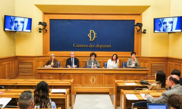 POPSOPHIA 2026: AD ANCONA L’INQUIETUDINE E LA BELLEZZA DELLA ‘BILE NERA’