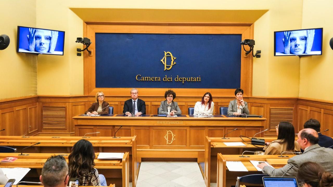 POPSOPHIA 2026: AD ANCONA L'INQUIETUDINE E LA BELLEZZA DELLA 'BILE NERA'