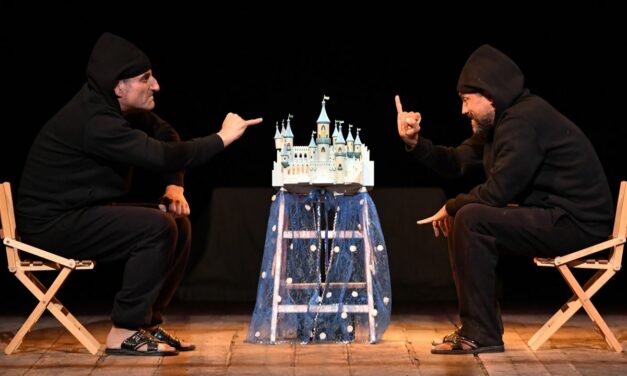 GRAN FINALE DI STAGIONE AL TEATRO PERGOLESI CON EMMA DANTE E ‘LA SCORTECATA’