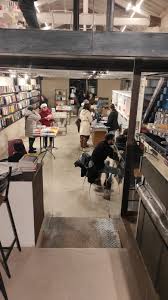 CLAUDIO PETTINARI OSPITE A PASSAGGI LIBRI E CAFFÈ: ARTE E SCIENZA IN DIALOGO