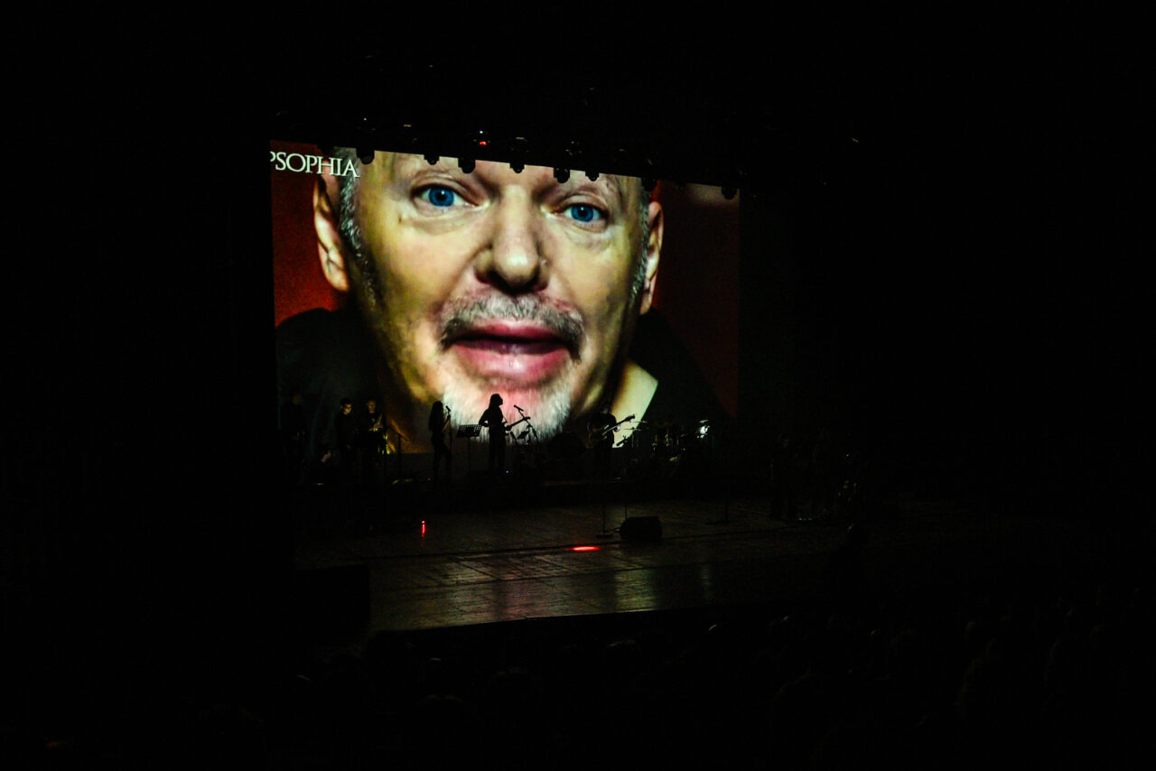 VASCO ROSSI CELEBRA POPSOPHIA: «ANIMA FRAGILE» CONQUISTA IL BLASCO E MILIONI DI FOLLOWER