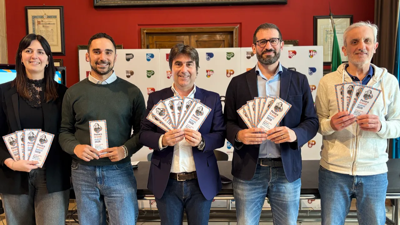 PESARO, GABICCE E GRADARA: PRESENTATA LA BROCHURE DEI GRANDI EVENTI 2026
