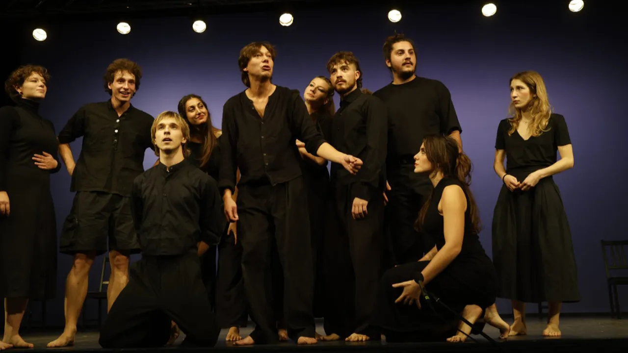 TAU TEATRI ANTICHI UNITI 2026: LA XXVIII EDIZIONE ILLUMINA LE MARCHE