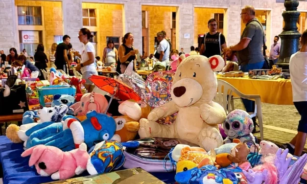 SHOPPING SOTTO LE STELLE A PESARO, L’ULTIMO APPUNTAMENTO ESTIVO