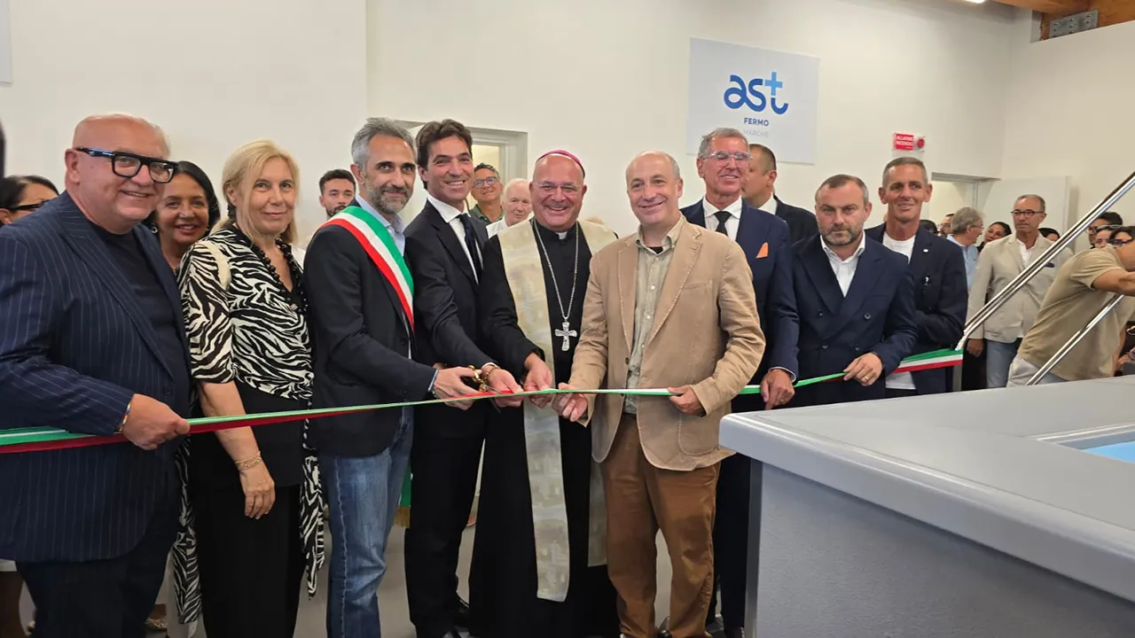 astfermo2 INAUGURATA A PORTO SAN GIORGIO LA NUOVA PISCINA RIABILITATIVA DELL’AST DI FERMO