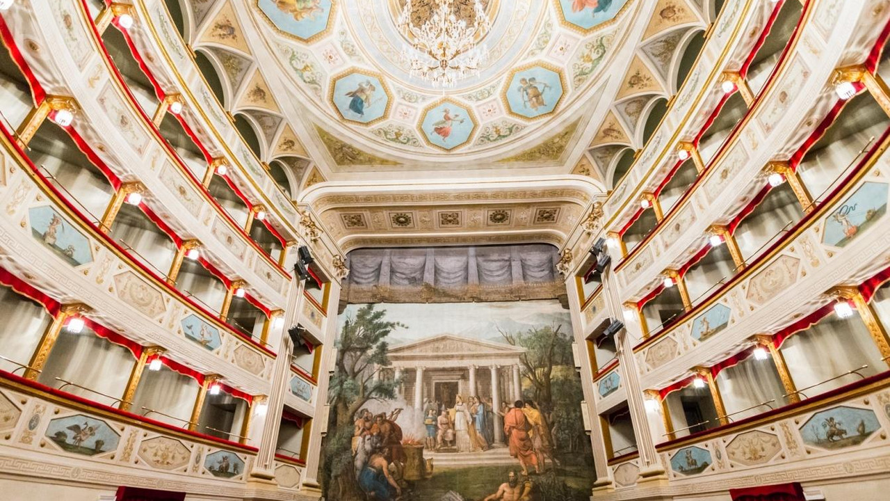 Appassionata: debutto al TEATRO FERONIA di SAN SEVERINO MARCHE Appassionata: debutto al TEATRO FERONIA di SAN SEVERINO MARCHE