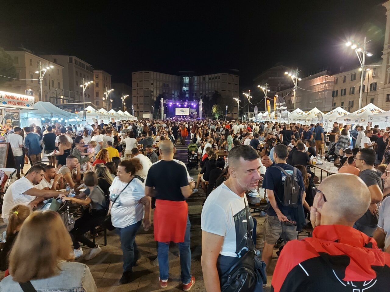 IN BOCCA AL LUPPOLO: dieci anni di festival ad ANCONA