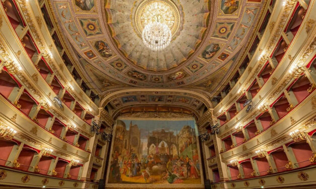 Sipario aperto al TEATRO PERGOLESI di JESI per la giornata dei teatri storici