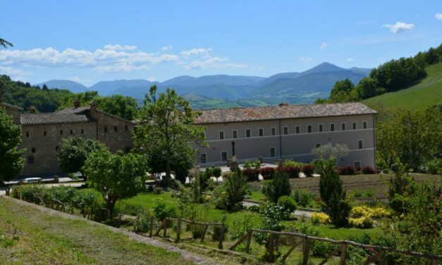 Weekend intenso a CAMERINO tra MIELE IN CONVENTO e circo
