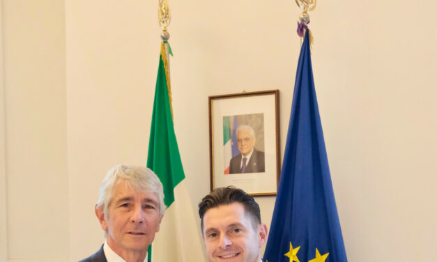 Ad ASCOLI il ministro ANDREA ABODI presenta ‘Fabbrica’