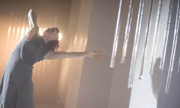 Ad ASCOLI PICENO lo spettacolo ‘Smoke and Mirrors’ con FRANCESCA AMANTE