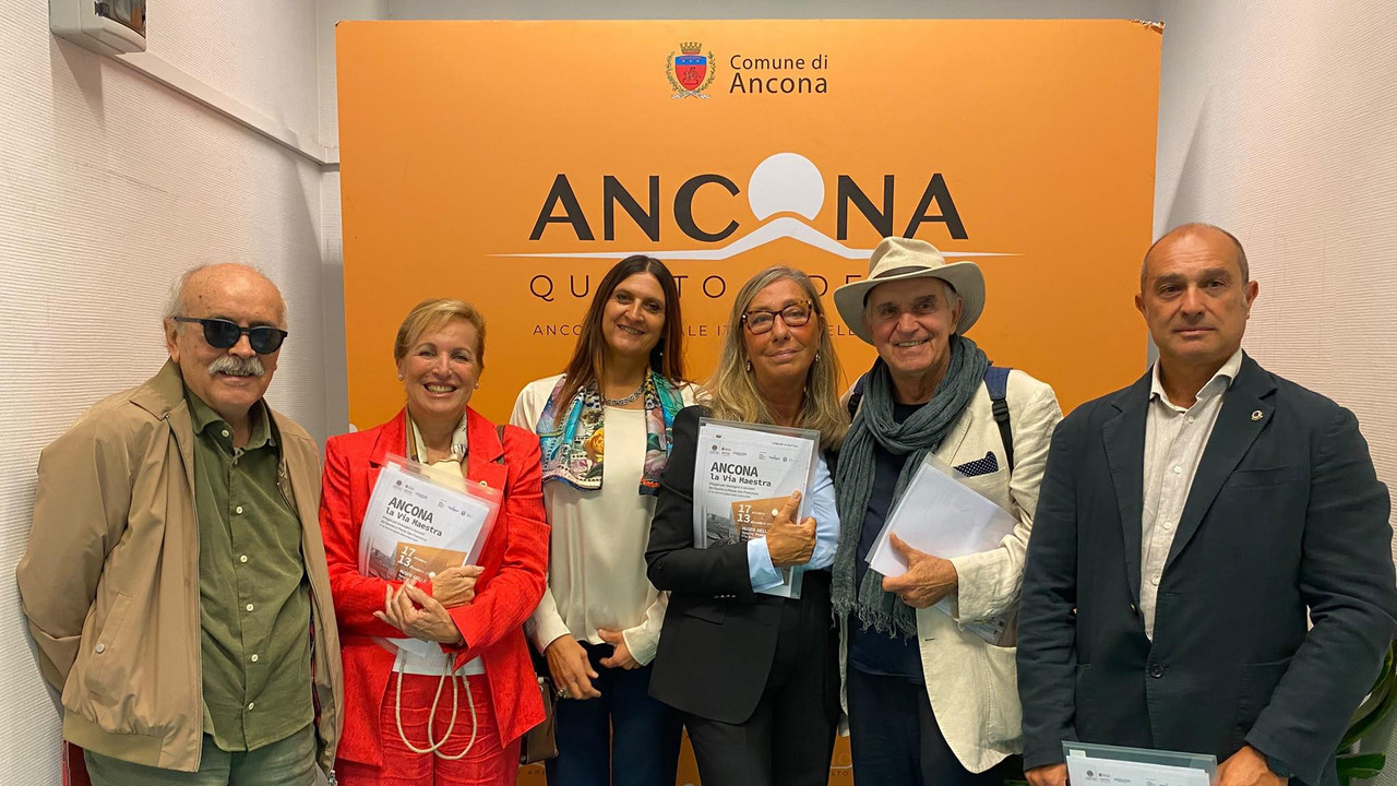 ANCONA, la mostra ‘LA VIA MAESTRA’ apre al MUSEO DELLA CITTÀ ANCONA, la mostra 'LA VIA MAESTRA' apre al MUSEO DELLA CITTÀ