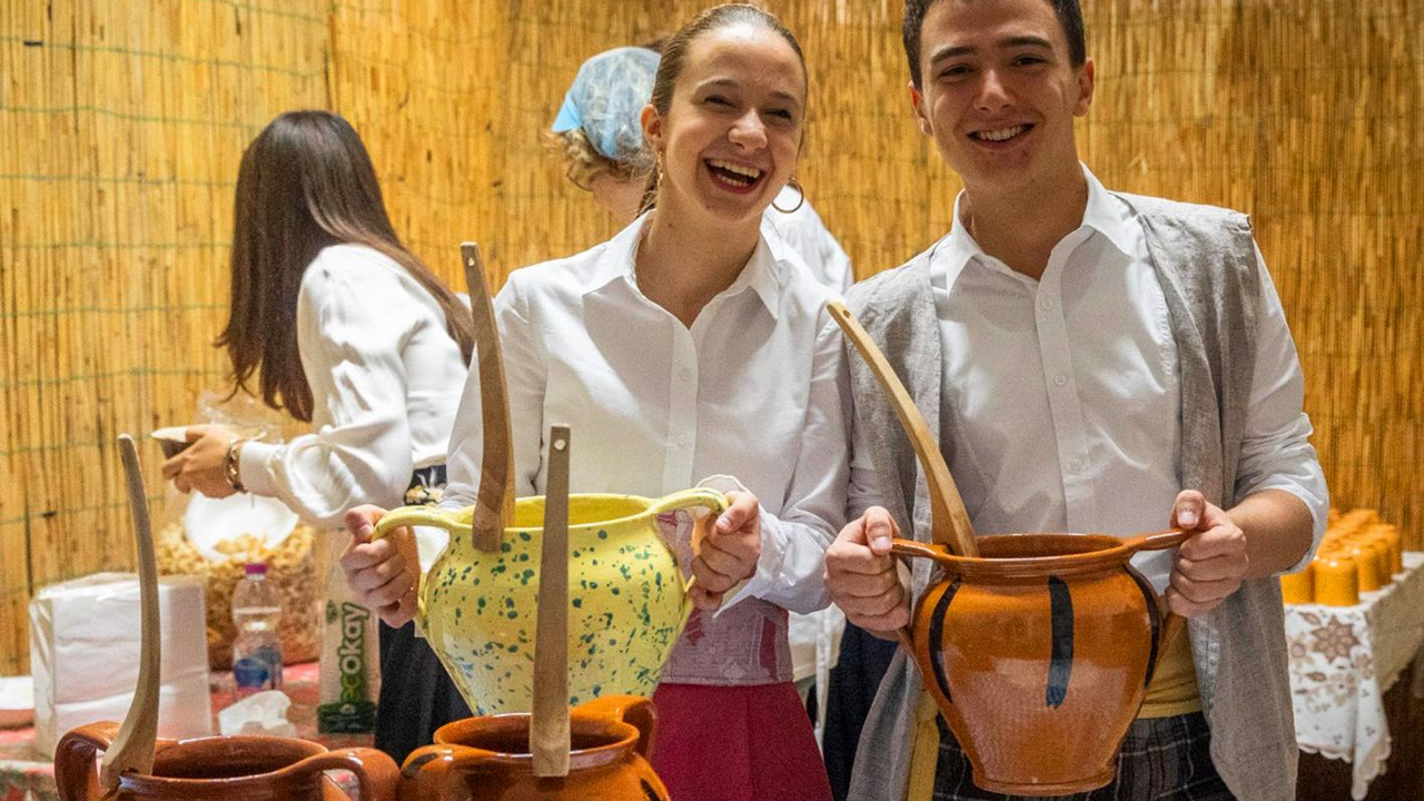 <strong>Leguminaria</strong> ad <strong>APPIGNANO</strong>: tre giorni tra sapori, ceramica e festa Leguminaria ad APPIGNANO: tre giorni tra sapori, ceramica e festa