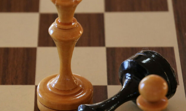 Scacchi a FERMO: un pomeriggio di gioco e strategia al GIRASOLE