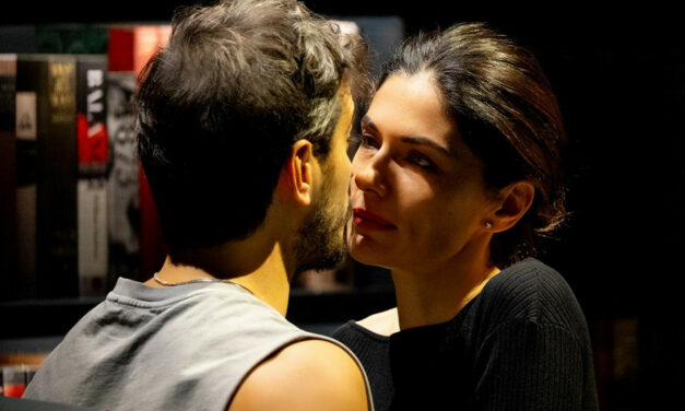 ‘Scandalo’ con ANNA VALLE e GIANMARCO SAURINO in tournée a PESARO