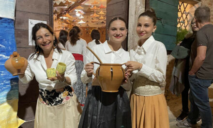 Torna a APPIGNANO LEGUMINARIA, XXIV edizione tra legumi e ceramica