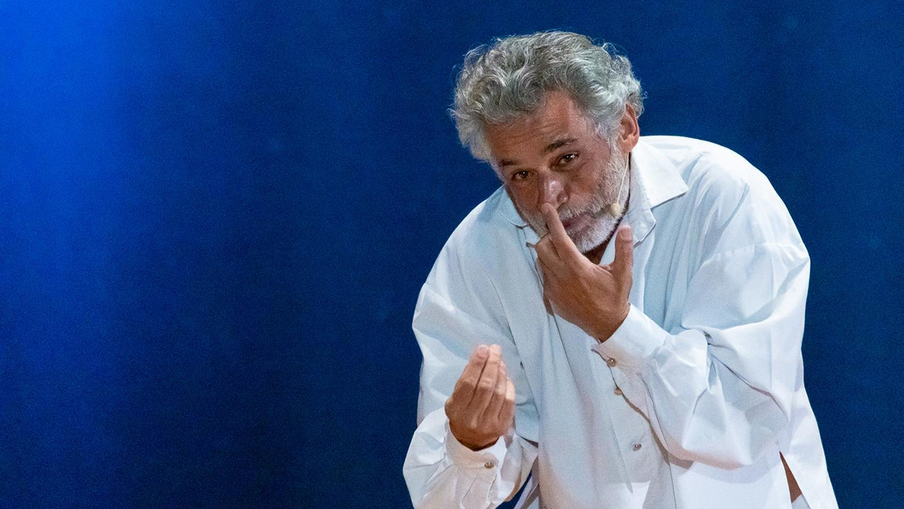 Uno, Nessuno e Centomila con ENRICO LO VERSO apre FANOTEATRO a FANO Uno, Nessuno e Centomila con ENRICO LO VERSO apre FANOTEATRO a FANO